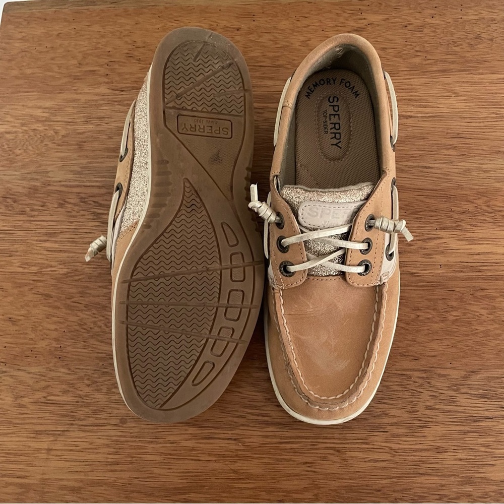 Sperry Women's Tan Moccasins - Picture 4 of 8